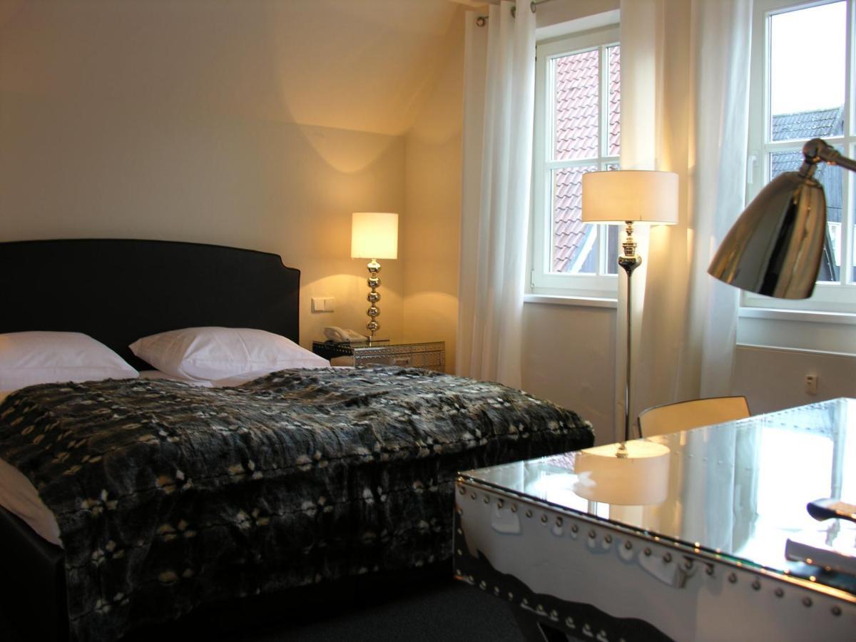 Hotel Am Doktorplatz Rheda-Wiedenbrück Szoba fotó